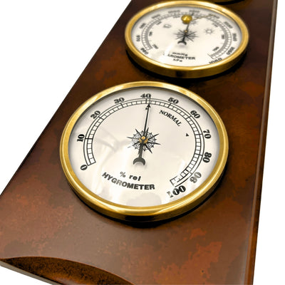Stație meteo retro elegantă 36cm cu gravură – barometru, termometru, higrometru în carcasă din lemn