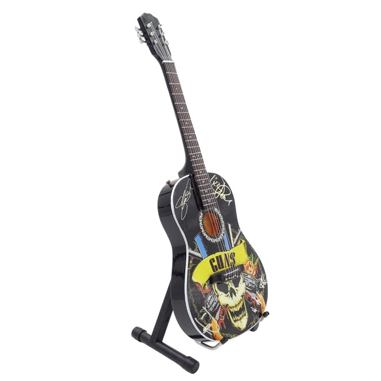 Mini chitară clasică Guns N' Roses Tribute MGT-3124, cu posibilitate de personalizare prin gravură, ideală ca dar pentru un chitarist, realizată din lemn de mahon, înălțime 25 cm