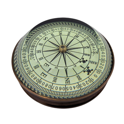Busolă lenticulară retro din alamă, replică cu gravură – cadou personalizat pentru călător, stil marinăresc, dimensiuni 8x8x2,7 cm, alamă și sticlă, proverb inspirațional