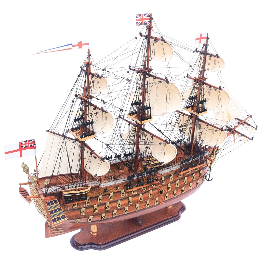 Model mare exclusiv al velierului HMS Prince 94cm, cu posibilitate de personalizare prin gravură