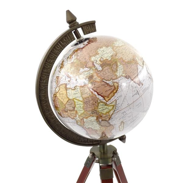Glob colonial elegant pe trepied din lemn NC2140, cu înălțime reglabilă până la 78 cm, hartă laminată în nuanțe de alb și maro, ideal pentru cadou, cu posibilitate de personalizare prin gravură