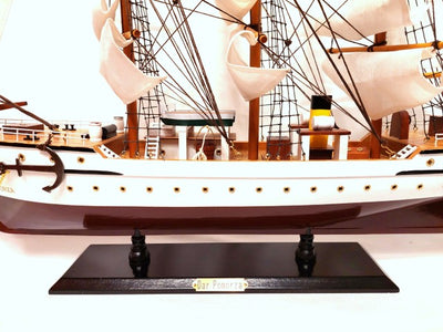Model de velier Dar Pomorza 80cm, personalizabil prin gravură