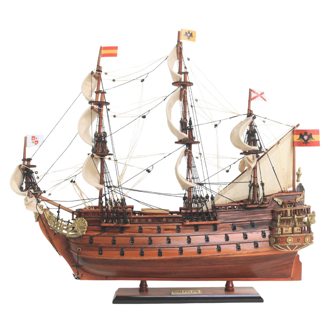 Model exclusiv al velierului San Felipe – SF4, posibilitate de personalizare prin gravură