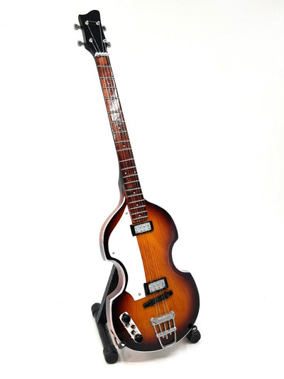 Mini chitară bas în stil Paul McCartney, MGT-2028, mahon, posibilitate de personalizare prin gravură, ideală pentru cadou, înălțime 27,5 cm