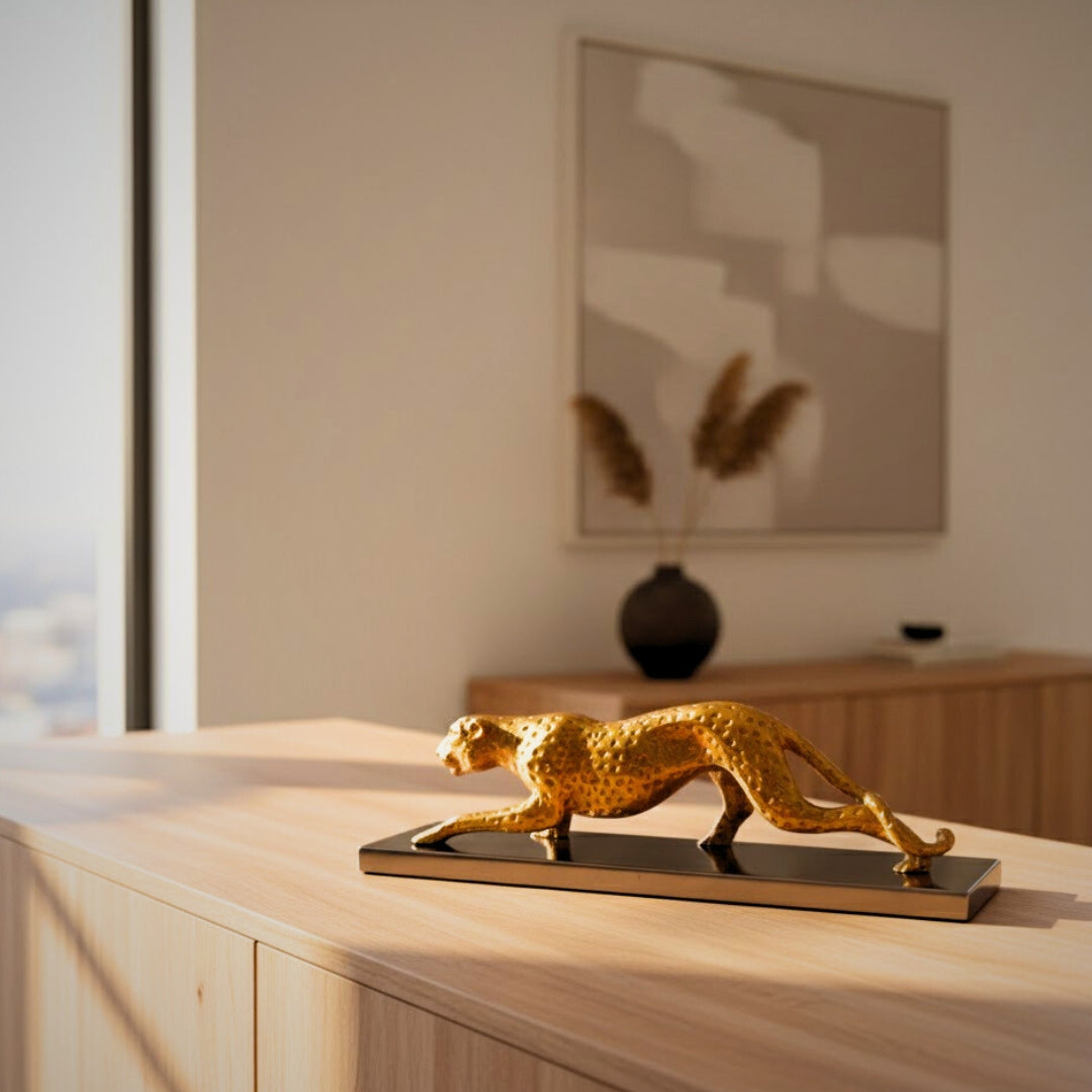Figurină decorativă elegantă Leopard auriu 42cm Glamour Loft Cadou