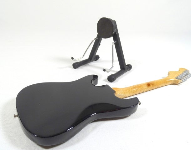 Mini gitara Pink Floyd z mahoniowego drewna, ręcznie wykonana, 27,5 cm, możliwość personalizacji grawerem, idealny prezent dla fanów muzyki