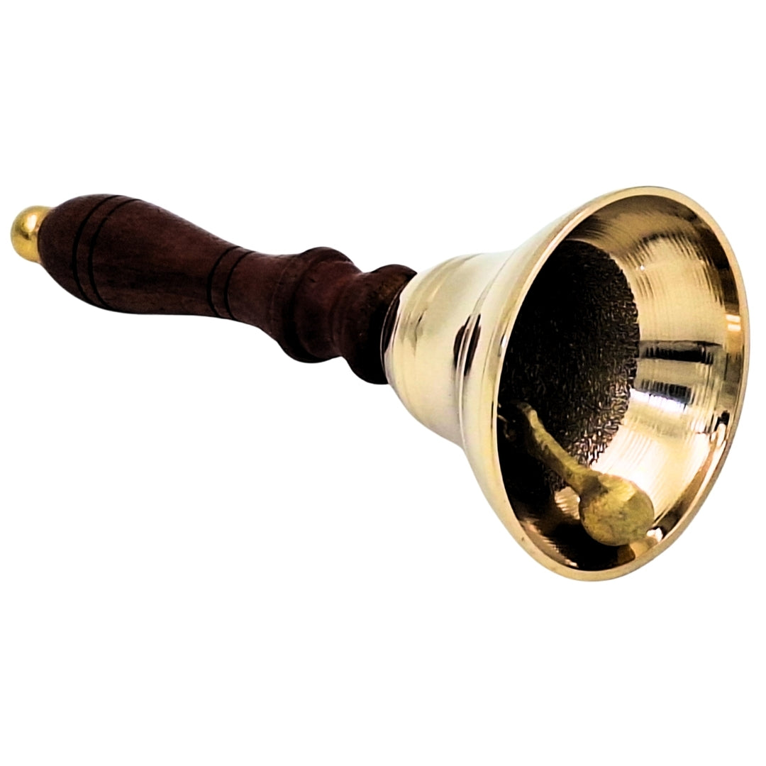 Clopoțel manual din alamă cu mâner din lemn, în stil retro – gravură personalizată, ideal pentru cadou – înălțime 16 cm, diametru 7,5 cm, auriu și maro