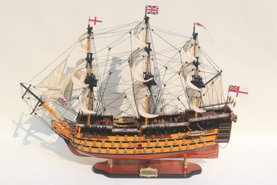Model Żaglowca HMS Victory 80cm Złożony z Możliwością Personalizacji Grawerem - Ekskluzywna Dekoracja na Prezent, Ręcznie Wykonany z Drewna Egzotycznego, Wysoka Jakość i Dbałość o Szczegóły