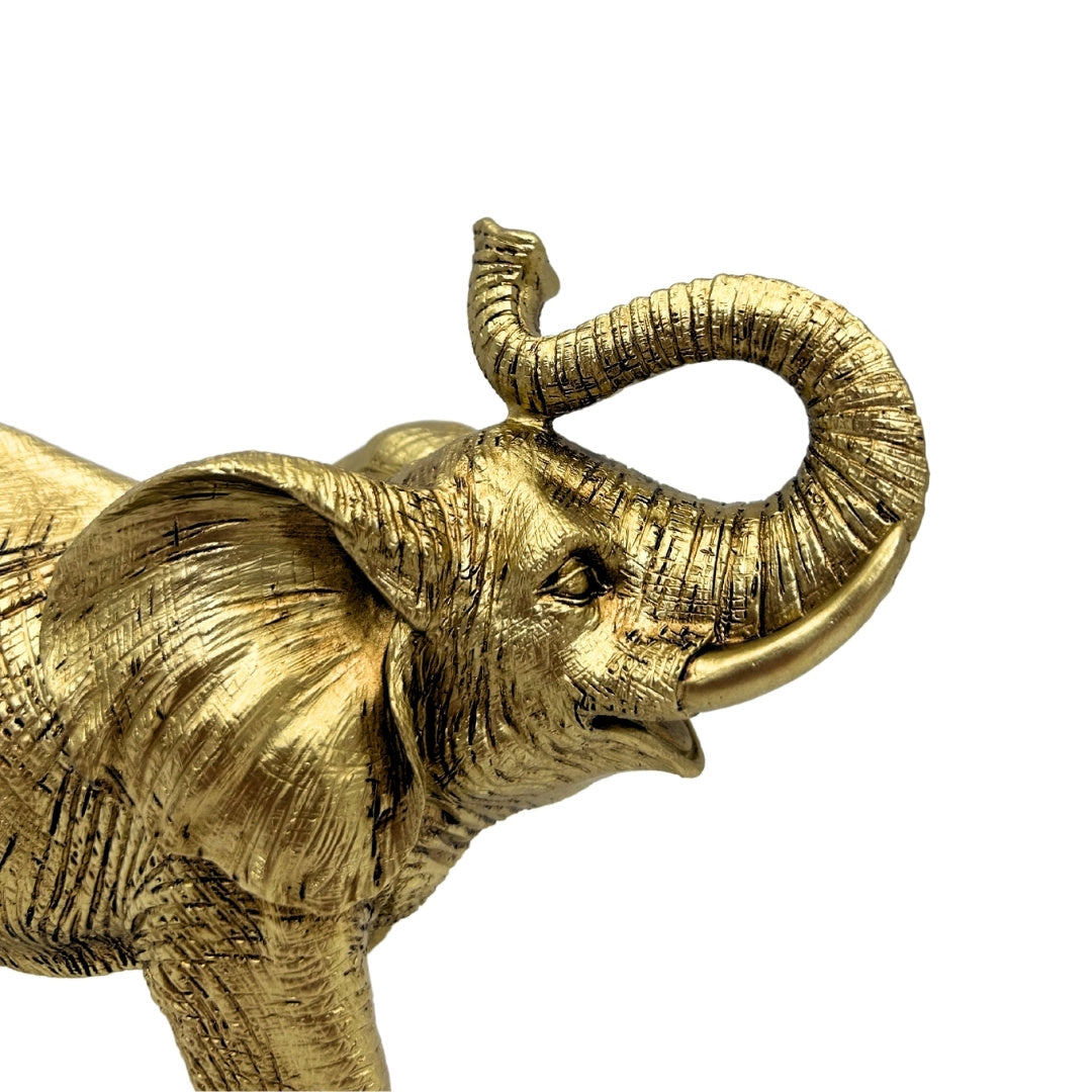 Elefant auriu cu trompa ridicată - Figurină decorativă elegantă cu posibilitate de personalizare prin gravură, ideală pentru cadou - Înălțime 20,5 cm, material polirășină