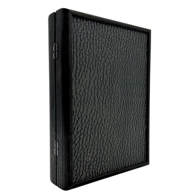 Cărți de joc exclusive în cutie decorativă, cu posibilitate de personalizare prin gravură - bleumarin închis și roșu, cutie din lemn cu căptușeală din velur
