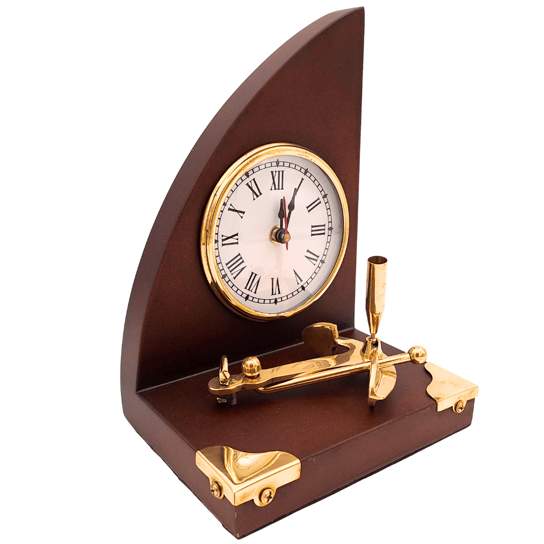 Set elegant de birou în stil marin, ceas și suport pentru pix din alamă și lemn lăcuit – personalizare prin gravură – cadou ideal pentru șef sau pentru iubitorii stilului vintage – dimensiuni 16 x 12,5 x 23 cm