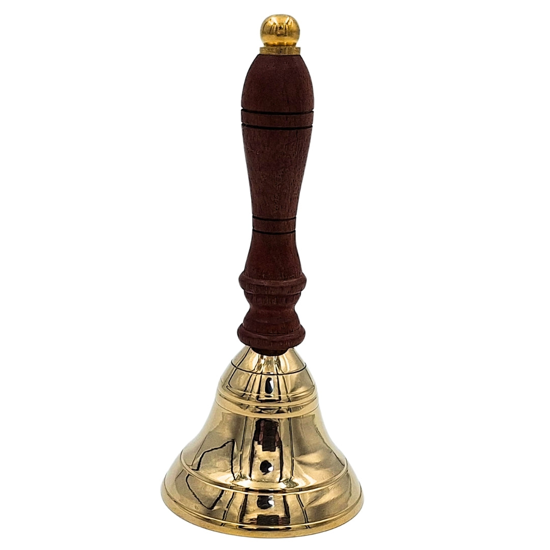 Clopoțel manual din alamă cu mâner din lemn, în stil retro – gravură personalizată, ideal pentru cadou – înălțime 16 cm, diametru 7,5 cm, auriu și maro
