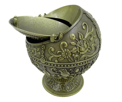Scrumieră metalică elegantă, în formă de sferă, cu gravură