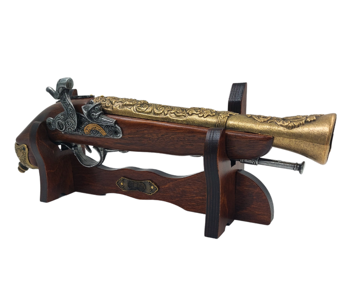 Replică de pistol cu capsă din secolul al XVIII-lea pe suport, cu posibilitate de personalizare prin gravură - Element decorativ elegant și cadou ideal pentru pasionații de istorie - Realizat din metal și lemn, lungime 38 cm