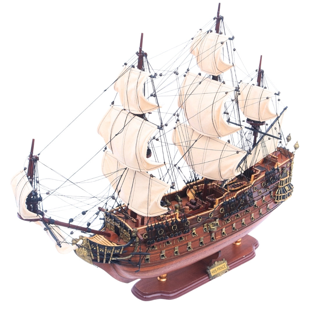 Model mare exclusiv al velierului HMS Prince 94cm, cu posibilitate de personalizare prin gravură