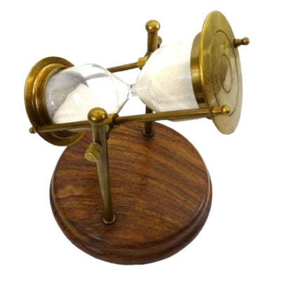 Clepsidră din alamă TMR-0200 pe bază din lemn, cu posibilitate de personalizare prin gravură - cadou elegant pentru birou, 20 cm înălțime, nisip alb
