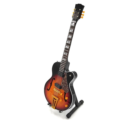 Mini-chitară Elvis Presley la scara 1:4, cu posibilitate de personalizare prin gravură