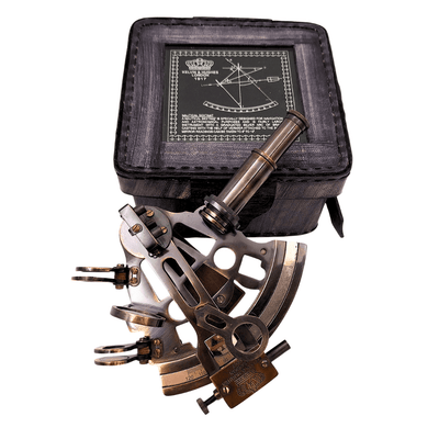 Sextant din alamă cu gravură personalizată în cutie din piele
