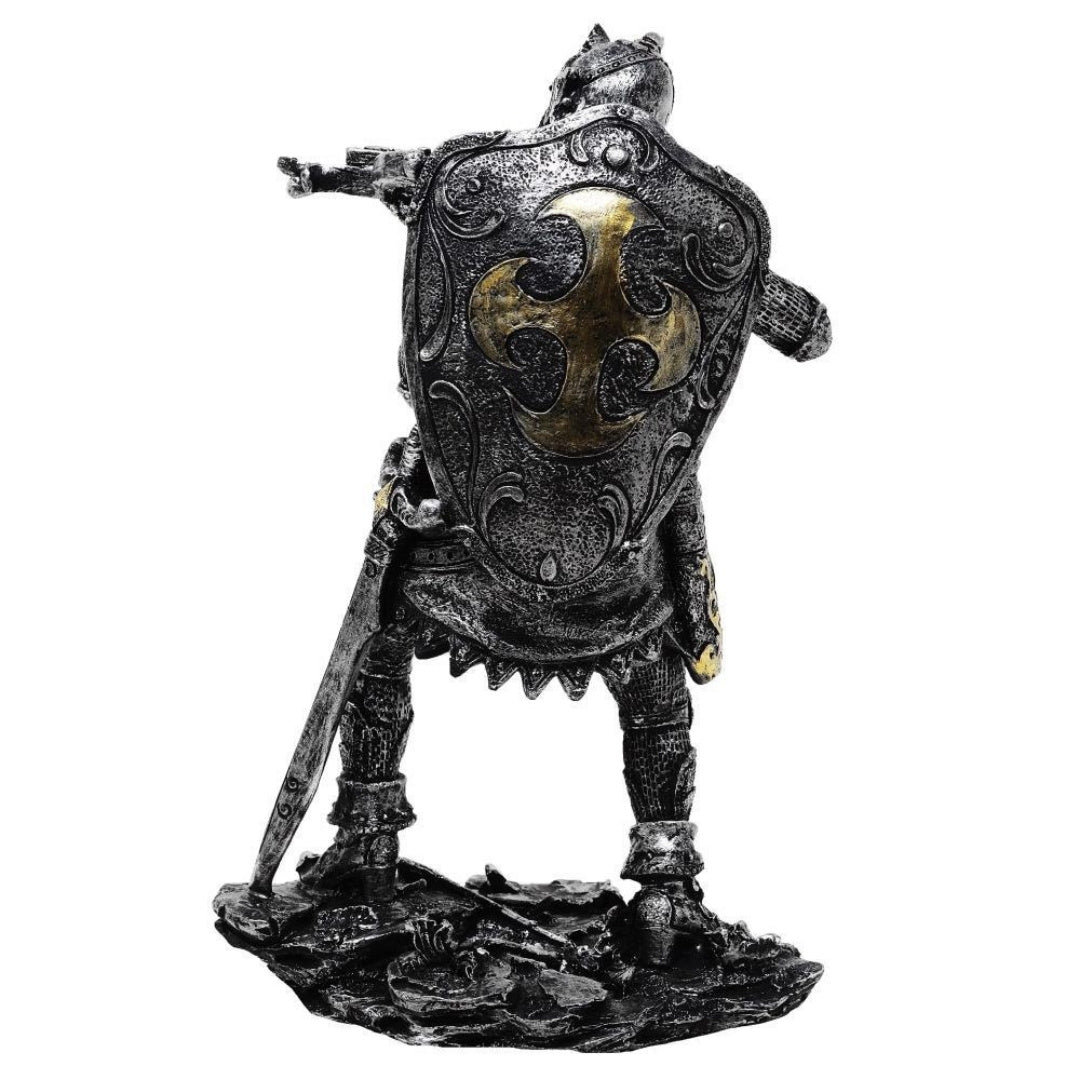 Figurină cavaler medieval cu arbaletă 20cm, cu posibilitate de personalizare prin gravură - decorațiune argintiu-aurie, cadou pentru iubitorii de istorie și fantasy - pictată manual din polirășină