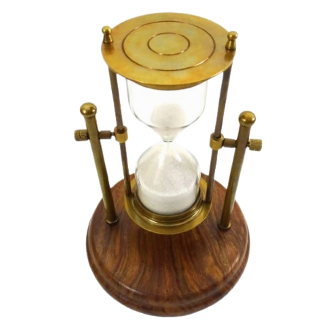 Clepsidră din alamă TMR-0200 pe bază din lemn, cu posibilitate de personalizare prin gravură - cadou elegant pentru birou, 20 cm înălțime, nisip alb