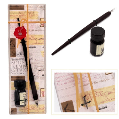 Set elegant pentru caligrafie, cu stilou din lemn și cerneală neagră, posibilitate de personalizare prin gravură, ideal ca dar pentru iubitorii artei scrisului, în ambalaj decorativ 7,5 x 22 x 3 cm