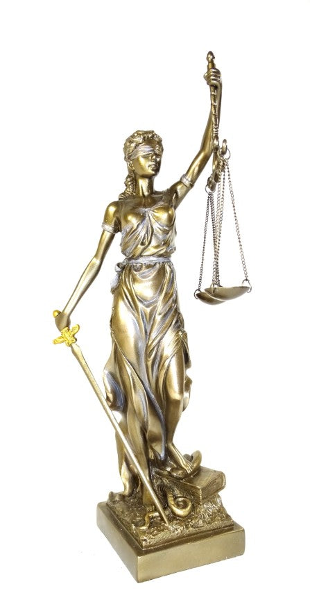 Statuetă Themis 35 cm cu posibilitate de personalizare prin gravură - cadou elegant pentru avocat, judecător sau consilier juridic, realizată din polirășină de culoare aurie, cu finisaj antic