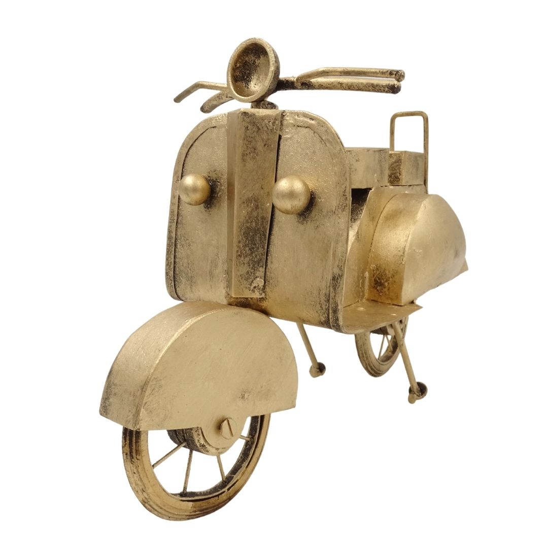 Scuter retro model metalic NC2860 în culoarea alamei vechi, cu posibilitate de personalizare prin gravură
