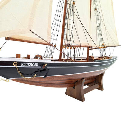 Model de goeletă Bluenose de 78 cm cu gravură - decorațiune marină elegantă din lemn, cadou pentru pasionații de navigație și istorie maritimă, cu vele naturale