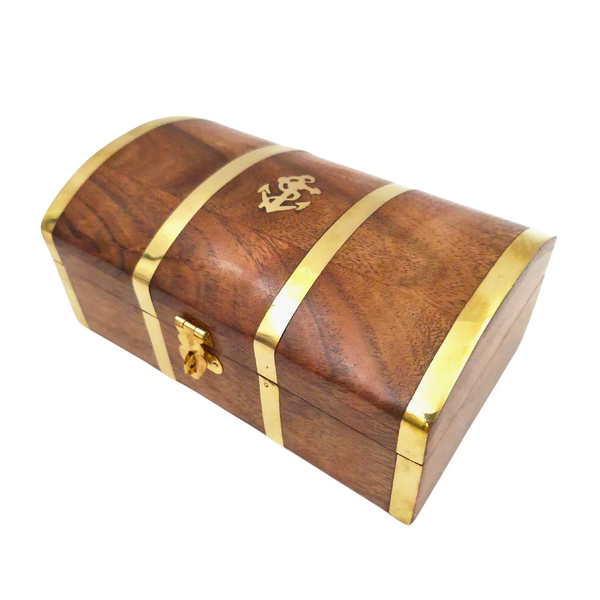 Casetă din lemn în stil marinăresc vintage DNU-020, cu motiv de ancoră din alamă, gravură personalizată, ideală ca dar pentru iubitorii mării, dimensiuni 18,4 × 12,7 × 7,6 cm