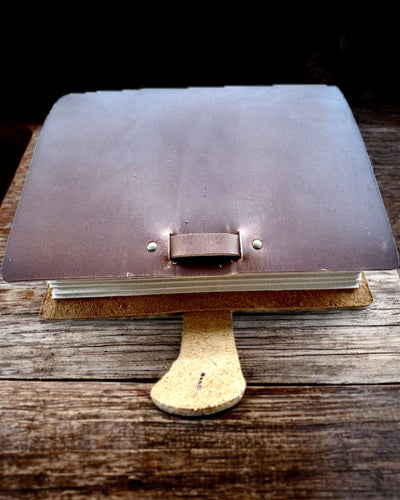 Notatnik Premium "RetroNotes" – Carnet elegant din piele veritabilă - 200 de pagini, 120g, carnet, caiet de schițe, culoare maro, personalizare cu gravură