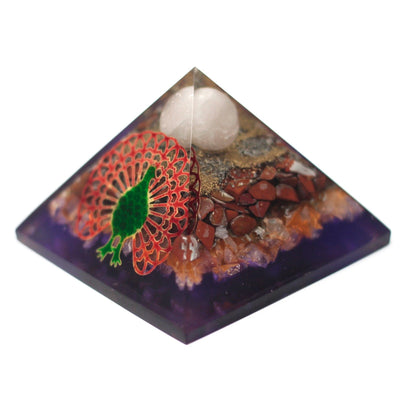 Piramidă din Orgonit 70mm - Păun în Design Multicolor cu Pietre Prețioase și Cupru