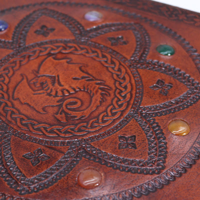 Cartea mandalei dragonului cu pietre pentru chakre - Realizată manual, piele naturală, 100 de pagini netede, 25x34 cm