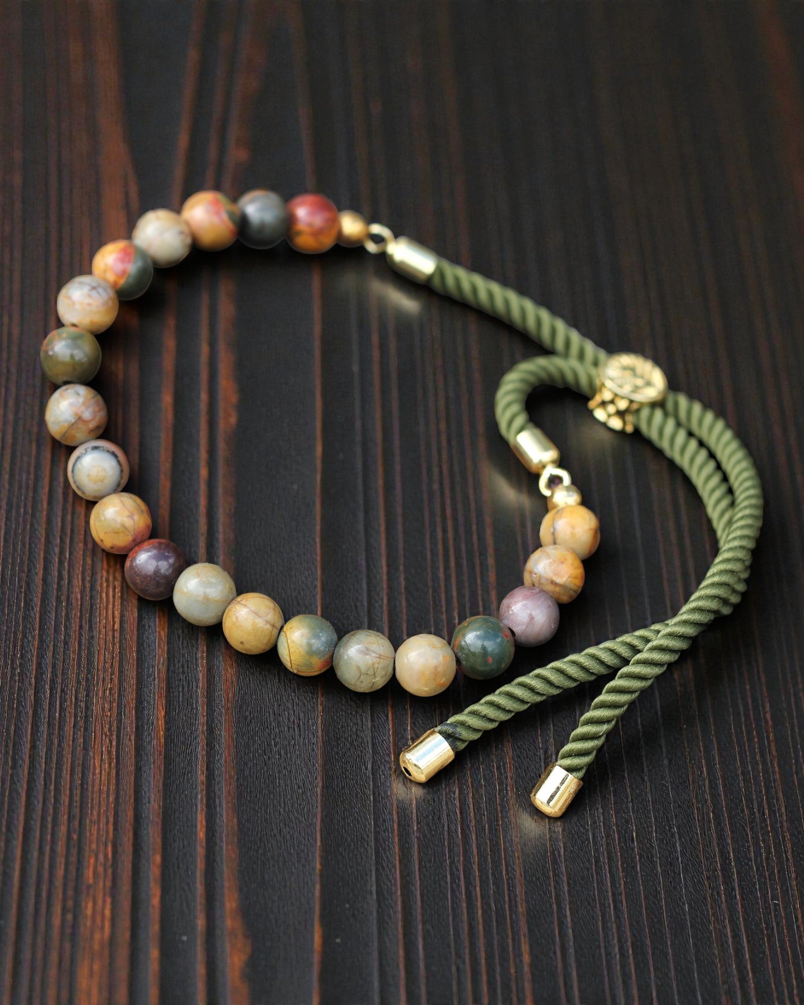 Moss Aura – Brățară cu jasp Picasso și aur de 18K pe șnur verde