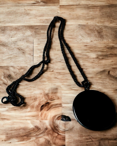 Pandantiv "Urban Elegance" – Medalion Rotund din Oțel Inoxidabil în Două Culori cu Posibilitate de Personalizare