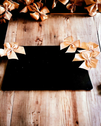 Carte de Vizită Metalică Neagră Exclusivă cu Posibilitate de Personalizare – Ideală pentru Cadou