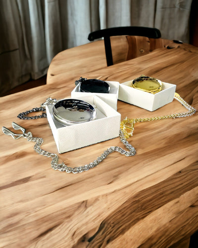 Ceas de buzunar de culoare aurie cu posibilitate de gravare