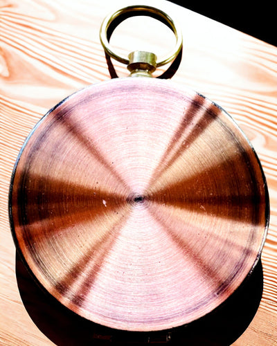 Busolă aur roz - navigațională în stil retro – instrument portabil și precis pentru determinarea direcției pentru călători și exploratori. Gravură, personalizare.