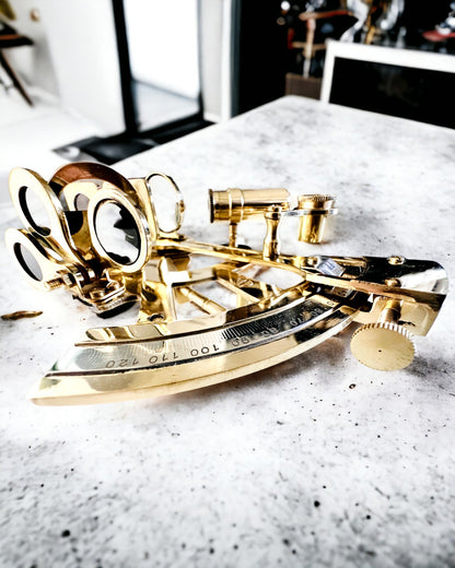 Sextant Artistic de culoare aurie - posibilitate de personalizare cu gravură