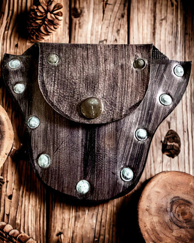 Punguță Secretă a Spiridușului Pădurii - Punguță Mică din Piele, Realizată Manual