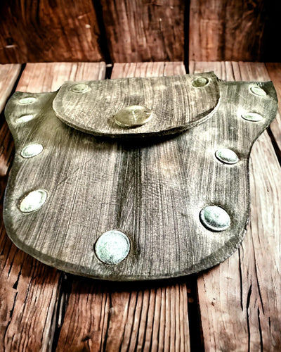 Punguță Secretă a Spiridușului Pădurii - Punguță Mică din Piele, Realizată Manual