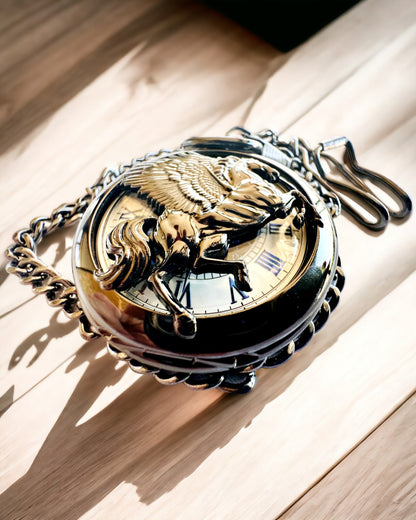 Ceas de buzunar "Equus Tempus" - Negru cu motiv de cal, posibilitate de personalizare cu gravură - cadran alb