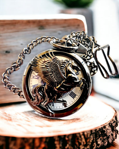 Ceas de buzunar "Equus Tempus" - Negru cu motiv de cal, posibilitate de personalizare cu gravură - cadran alb
