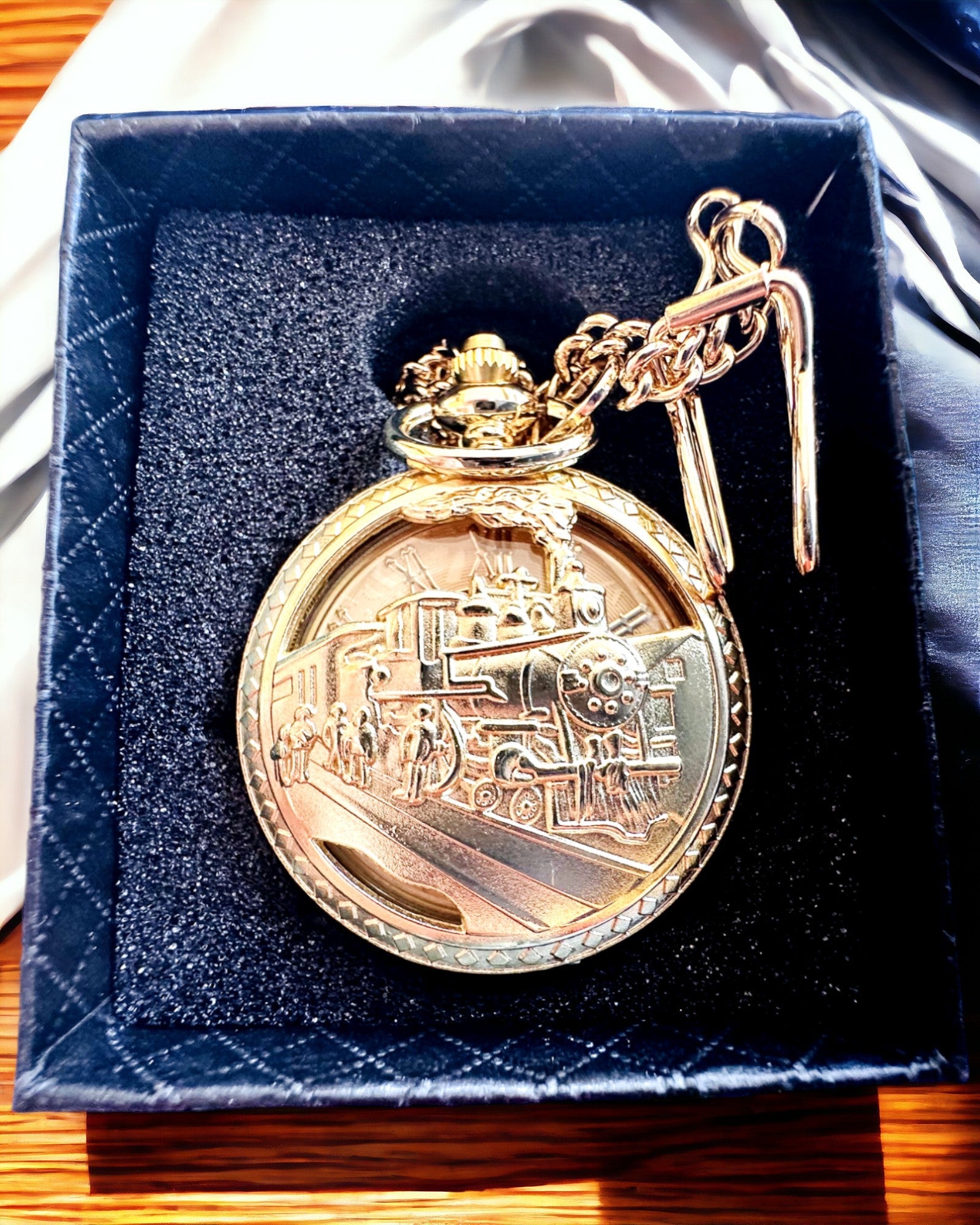 Ceas de buzunar „Imperialny Pociąg”, posibilitate de personalizare cu gravură, culoare aurie