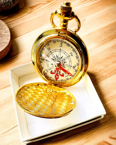 Busolă Wędrowiec cu Opțiune de Gravare - culoare auriu
