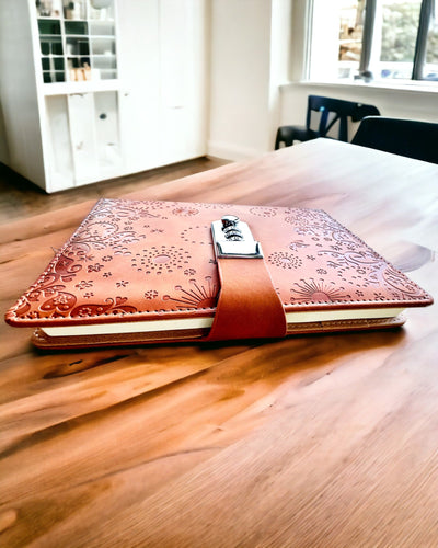 Notițele Exclusive, piele PU, A5 cu Lacăt cu Cod - "Secret Journal", personalizare cu gravură