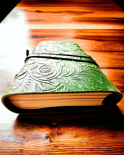 Notatnik Premium din Piele „Eleganța Naturii” - 200 de pagini, 120g, caiet, caiet de schițe, 2 culori la alegere, personalizare cu gravură