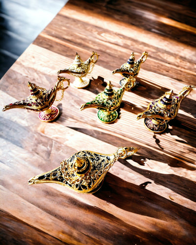 Mică lampă magică Aladin de 4 cm, breloc, 6 variante de culori - Amintiri fermecate, personalizare cu gravură