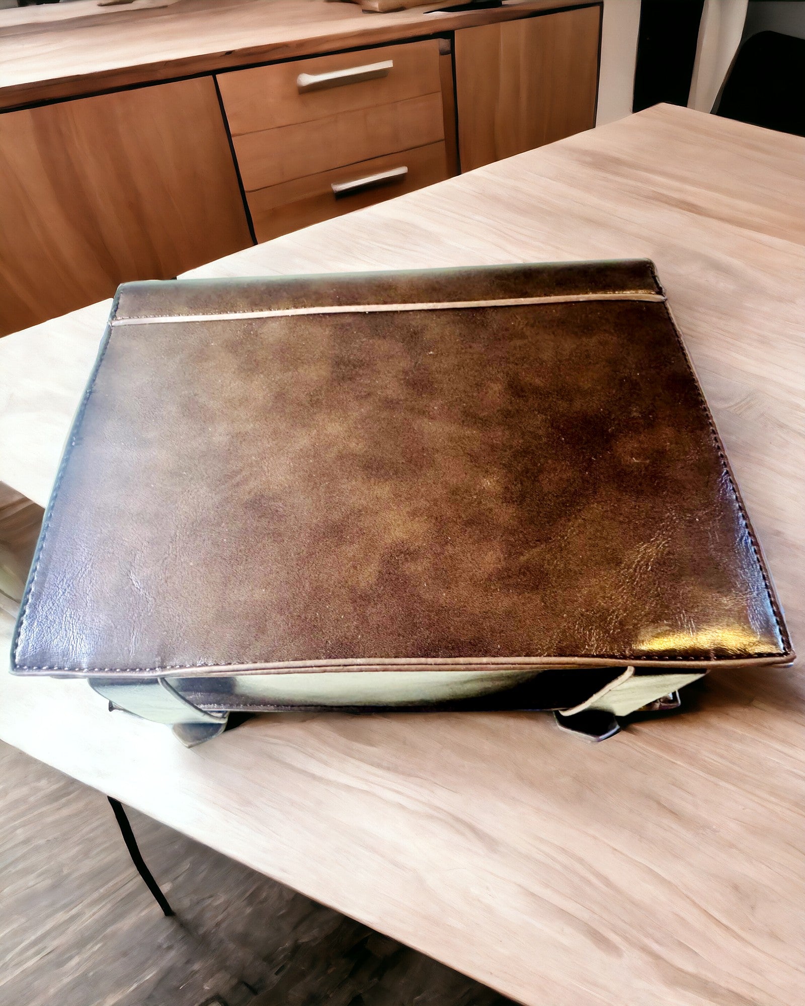 Geantă Crossbody cu Motiv Ceas Vintage - Geantă Satchel Versatilă cu Textură din Piele PU