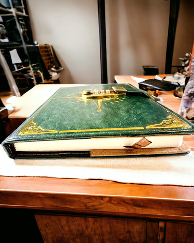 Notatnik Premium cu Lacăt cu Cod A5 - Stil Vintage cu Busolă, Design Japonez, Articole de Papetărie pentru Studenți și Afaceri. Personalizare cu Gravură