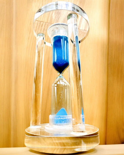 Clepsidră „Blue Elegance”, 10 cm înălțime, măsoară 10 minute